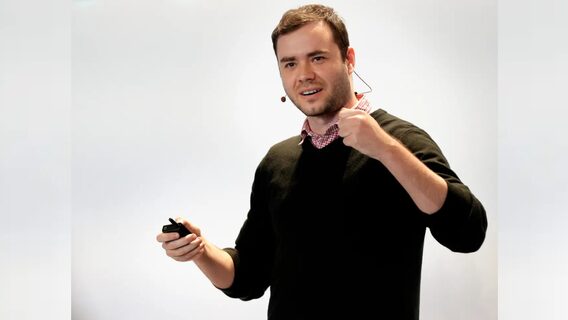 Andrey Karpaty — the author of the term “vibecoding” — predicts that the next trend will be “agent engineering”