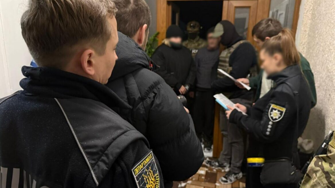 В Україні викрили членів хакерського угруповання повязаного з рф