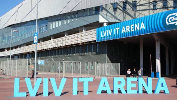 UPD. У Lviv IT Cluster заявили, що її виконавчий директор Степан Веселовський ніколи не володів правами на бренд IT Arena. Той відповів