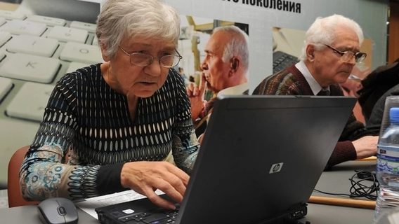 Гарик Корогодский привлекает бабушек и дедушек в ІТ