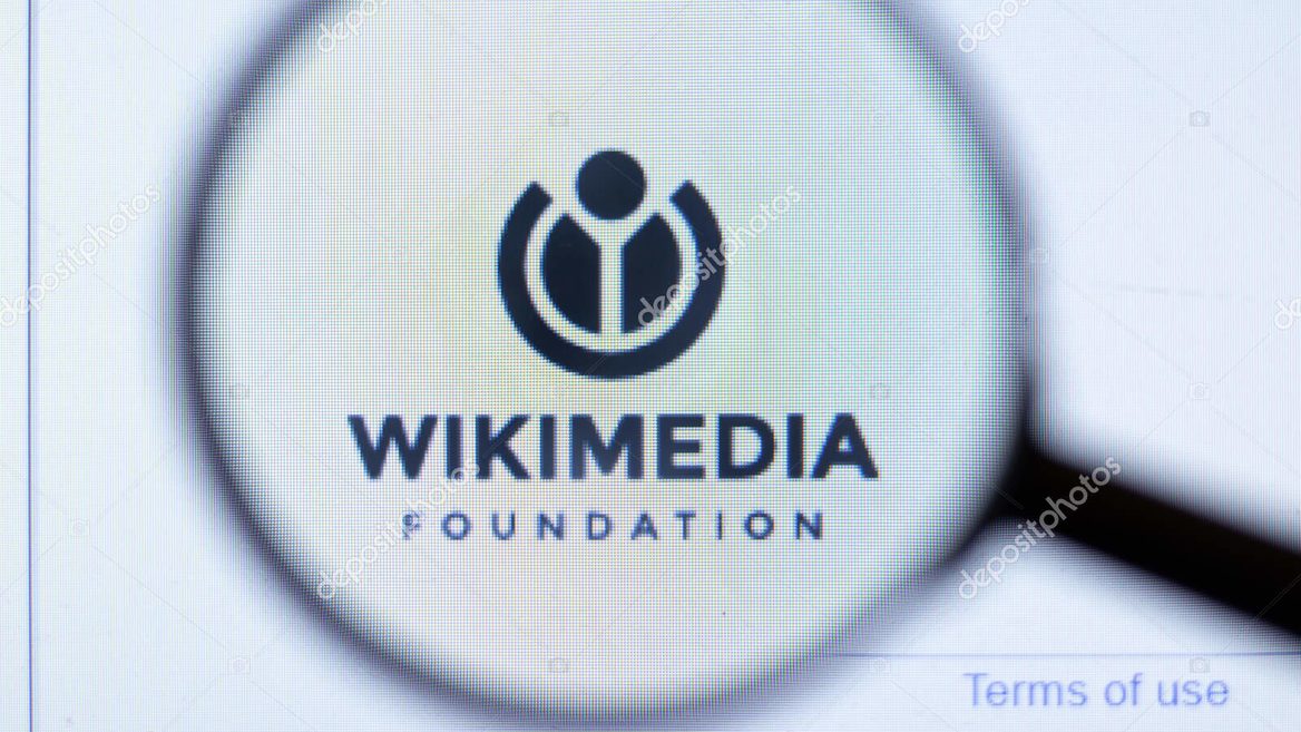 росія наклала штраф на власників «Вікіпедії» за статті про війну в Україні