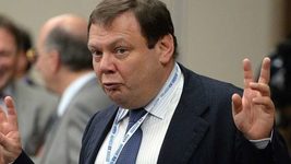 ЕС заморозив активи олігархів, які набліжені до Путіна. До списку потрапив Михайло Фрідман