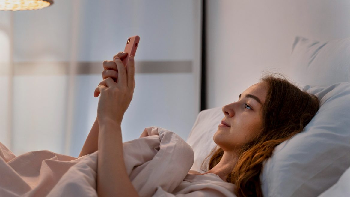 Smartphones before bed may increase risk of insomnia by 59% — study