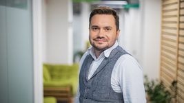 «Три тижні, як бронювання призупинене, і вже пишуть, що заброньованих 900 000, де ділись 600 000, я не знаю». Топменеджер Intellias здивований попередніми результатами аудиту критичності підприємств