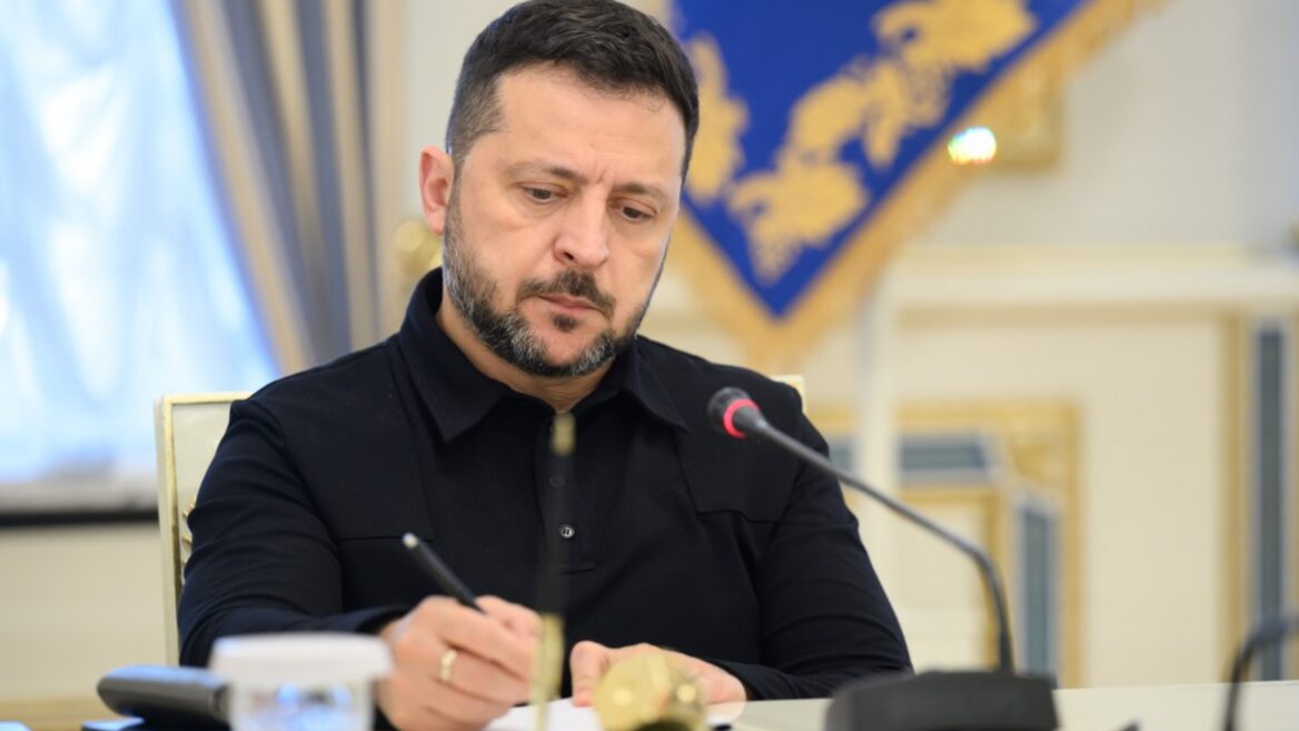 Зеленський зустрівся з представниками ритейлу та маркетплейсів. Яку підтримку готують для бізнесів?