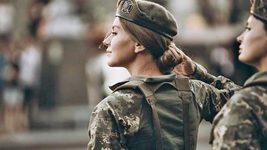 С 1 октября женщины-медики приобретают статус военнообязанных и не смогут уезжать за границу