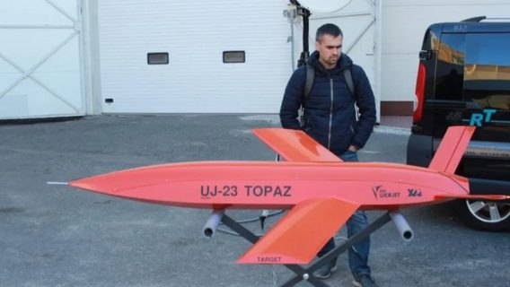 В Украине создали беспилотник с реактивным двигателем и дальностью полета 400 км. Как работает UJ-23 Topaz