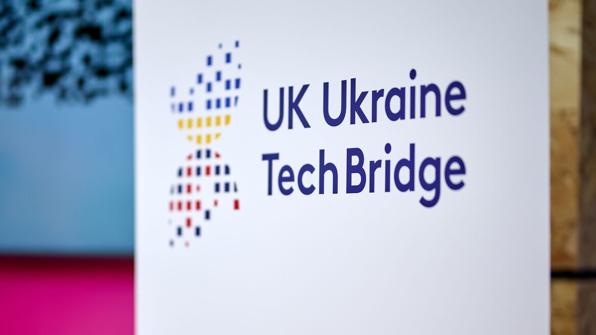 Можливість для українських стартапів вийти на ринок Великої Британії: як взяти участь в інвестиційному акселераторі UK-Ukraine TechBridge 2026