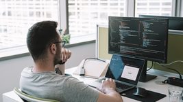 1,300 applications for hundreds of jobs on LinkedIn: how AI helped a developer get a job