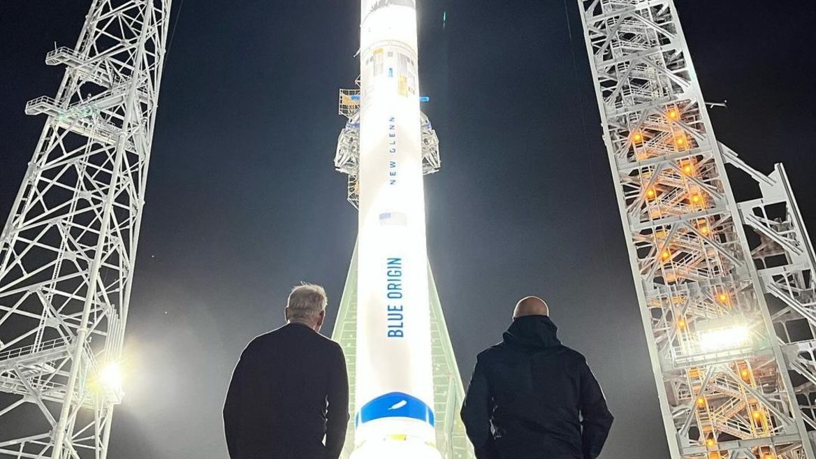 Майже через місяць після дебютного запуску ракети компанія Джеффа Безоса Blue Origin скорочує 10% штату