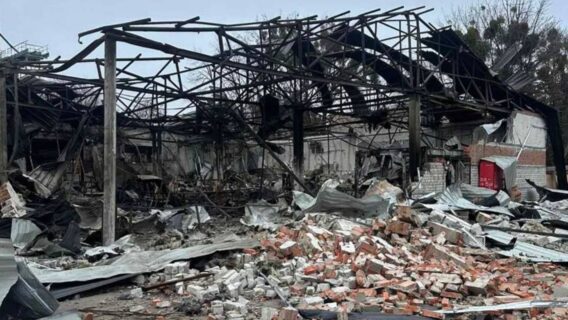 Армія рф знищила відділення «Нової пошти» в Чугуєві з посилками на 10 млн грн
