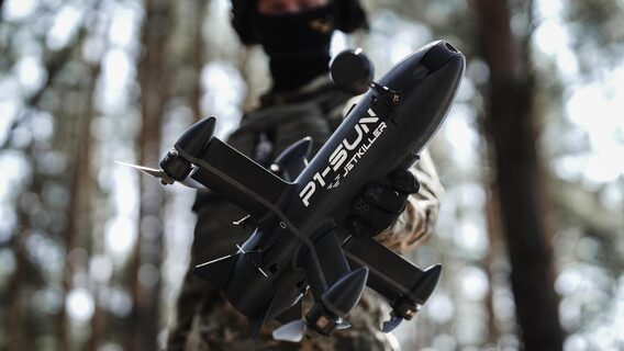 SkyFall представила високошвидкісний перехоплювач P1-SUN JetKiller на авіасалоні у Великій Британії