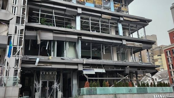 «Після кожної атаки ми відбудовуємося ще сильнішими». MacPaw відновила роботу офісу після ракетного обстрілу