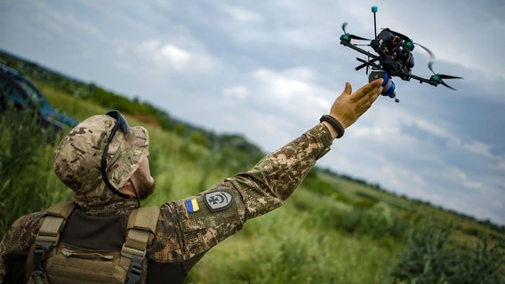 «Неможливо збити з курсу»: українська Blue Arrow створила навігацію для дронів без GPS