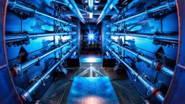 Стартап Xcimer создает прототип коммерческого реактора термоядерного синтеза, который может проработать 30 лет благодаря «водопадам» расплавленной соли