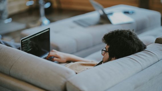 "IT today is a kind of Bollywood, where everything is decided by special effects." The developer described the situation in global IT and the influence of Indian developers on it.