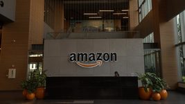500 працівників Amazon, які не хочуть вертатися в офіси, просять компанію скасувати цю вимогу
