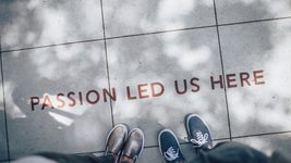 У нас новая вакансия! Ищем менеджера по продажам спецпроектов — подавайтесь