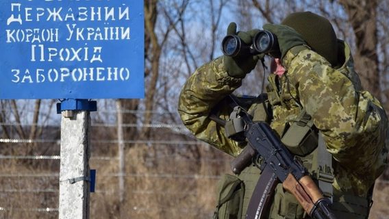 На Одещині прикордонники затримали тестувальника, який намагався втекти за кордон у причепі вантажівки. Ось, що йому за це було