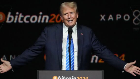 Провал до $60 000. Bitcoin продовжує втрачати вартість і вже розгубив увесь ефект від «криптооптимізму» Трампа