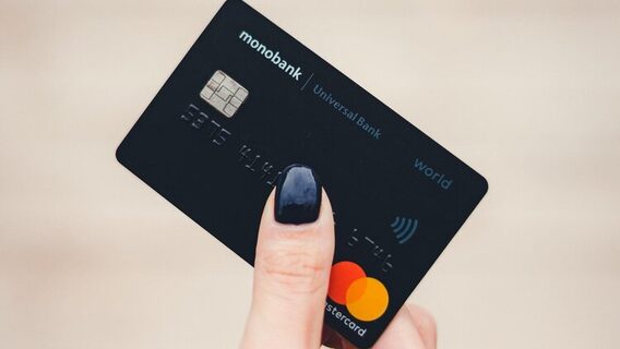 UPD. Gorokhovsky claims that a cybersquatter wants to sell Monobank the domain monobank.com for $2 million. The domain owner says that this is not true and offers Mono cooperation. What is happening