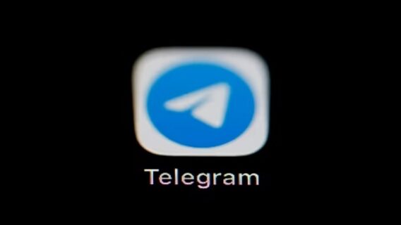 Apple тимчасово видалила Telegram з App Store через шантаж зловмисників: подробиці інциденту
