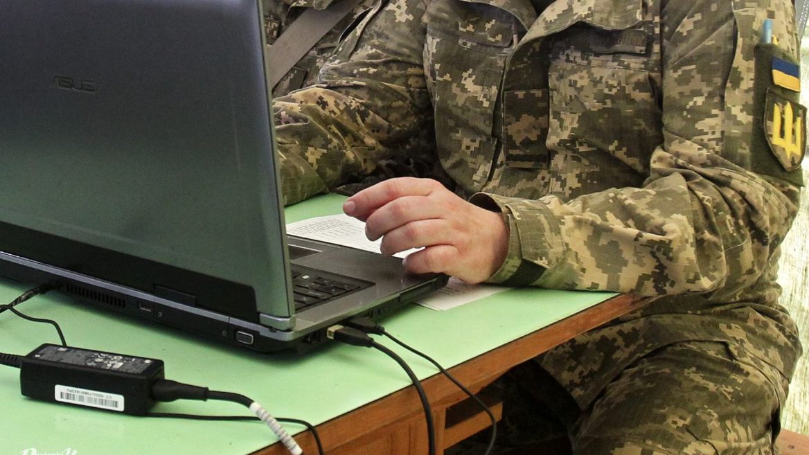 Veterans with IT experience can receive up to $20,000 to develop a veteran tech business