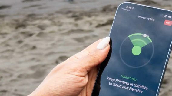 Apple додала функцію екстреного супутникового зв'язку в iPhone 13 з iOS 18.5 та випустила ще декілька оновлень 