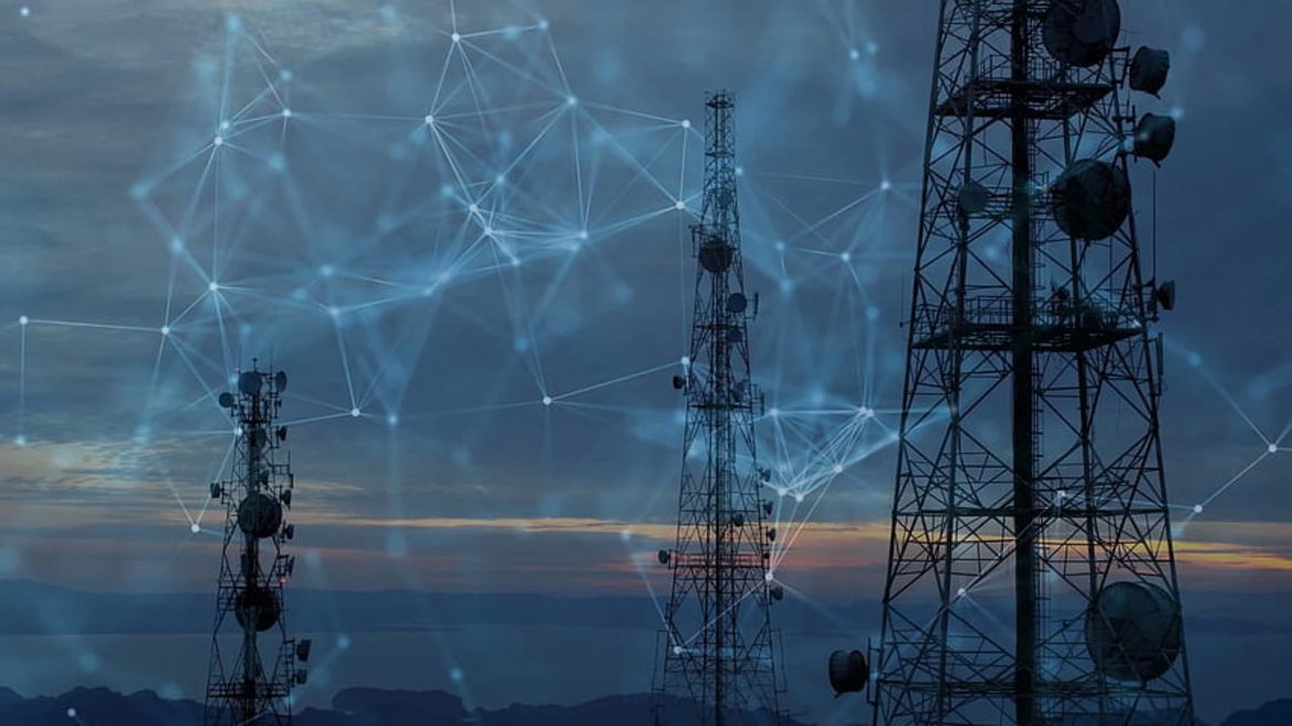 Одразу три мобільні оператори зацікавлені купити нові ліцензії на 4G в Україні