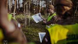 У лісі поблизу польської гміни Тишовце шукають невпізнаний об’єкт, який прилетів з України до Польщі