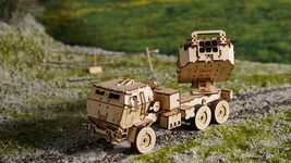 Украинцы создали деревянный конструктор HIMARS и собрали на Kickstarter уже около $40 000
