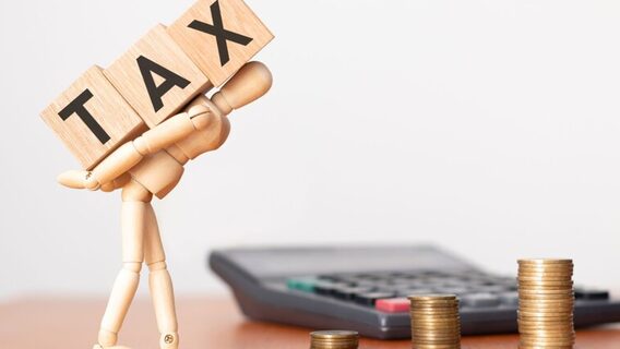 The Russian Federation has decided to finish off its own IT industry by raising taxes. What does the Foreign Intelligence Service say about this?