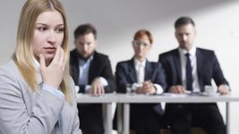 «Питали, чи є у мене хлопець, і чи можу надати свій Instagram для перевірки». Рекрутери розповіли про найбільш токсичні приклади втручання в особисте життя на співбесідах 