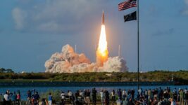 Four astronauts successfully embark on historic flight to the Moon