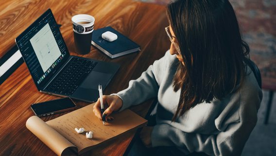 «Нахлібник детектед». Роботодавець запропонував дизайнерці зробити сторінку незавершеного проєкту, щоб оцінити її вміння. Айтівці називають такий підхід «бізнесом на тестових»