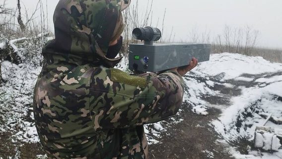 Украинский военный разработал антидрон-ружье для работы на коротких дистанциях. Как работает и сколько стоит такое оружие