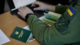 Кабмін може скасувати стовідсоткове бронювання працівників критично важливих підприємств. Корецький заявив про зловживання з боку компаній