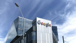 Google виділить $120 млн на глобальну освіту в галузі ШІ по всьому світу. Про які можливості та ризики від ШІ говорив Сундар Пічаї