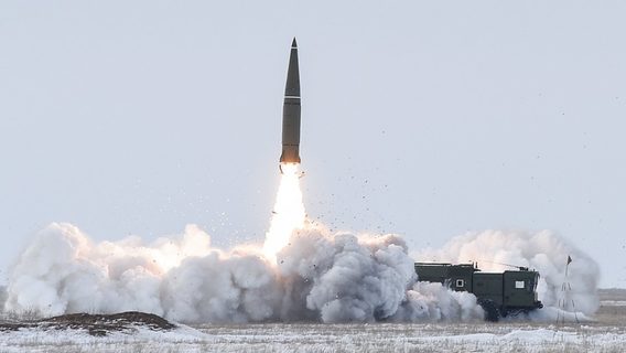 Стали известны топ-5 стран, наиболее помогающих россии покупать электронику для ракет