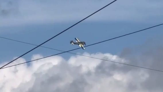 Український легкомоторний літак Як-52, який збив вже 12 ворожих дронів, дедалі більше дратує росіян