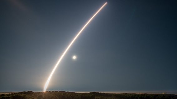 Минобороны Франции заявило об успешном тестовом запуске межконтинентальной баллистической ракеты. Куда летела ракета с возможностью нести в 1000 раз более мощную бомбу, чем упала на Хиросиму
