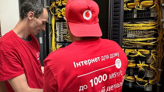 Еволюція українського інтернету. Від мідного дроту до 120 годин роботи без електрики
