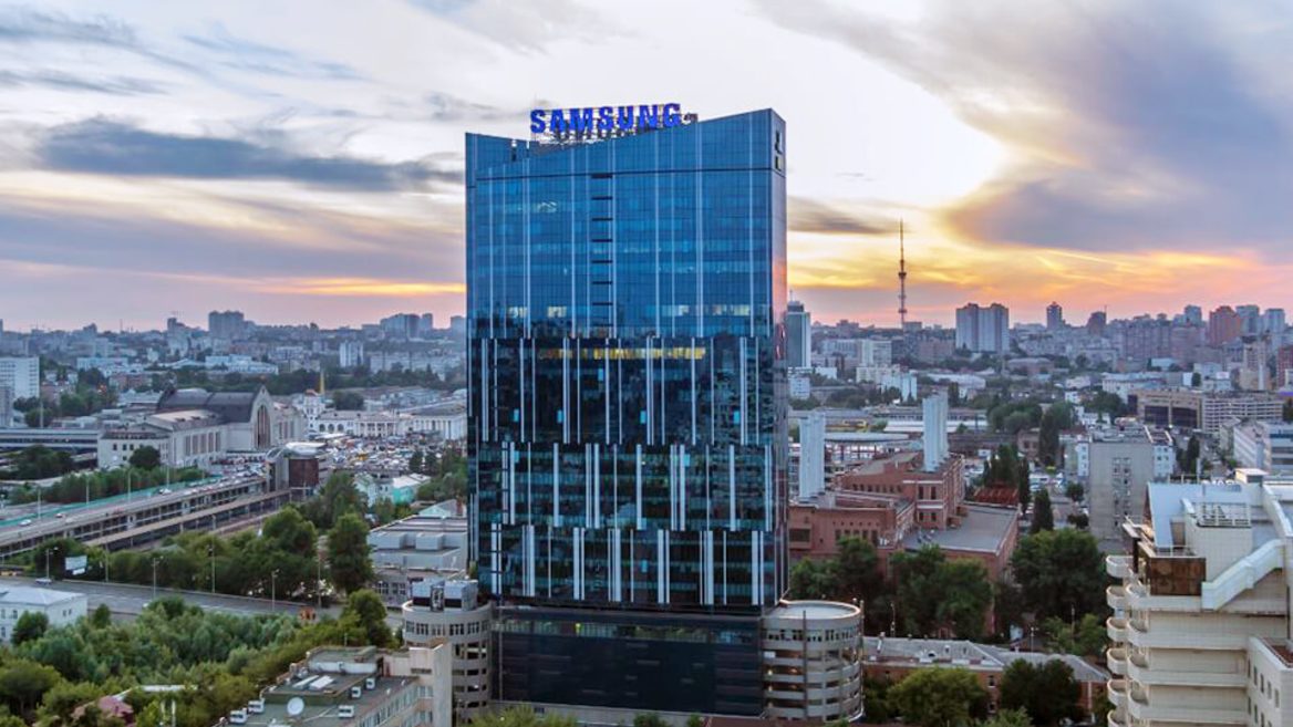 Samsung вложил $365 млн в украинский R&D-центр. Что там происходит?