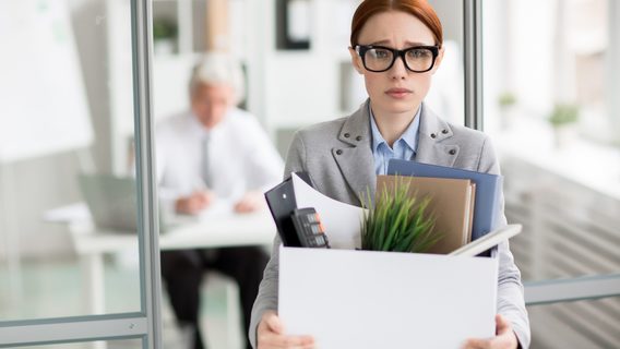 Чверть лідів звільнили через конфлікт із керівництвом, а третина айтівців не підозрювала про своє скорочення. Дослідження DOU