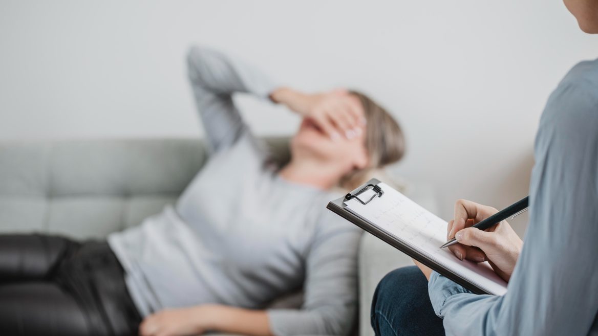 Doctors sound the alarm: AI chatbots may be dangerous for mental health