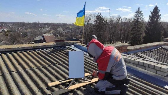 «Відкладаємо сентименти, беремо 1-2 сеньйорських зарплати і купуємо свій будинок на відшибі в області». Айтівець з Одеси поділився власним досвідом здобуття енергонезалежності під час відключень світла