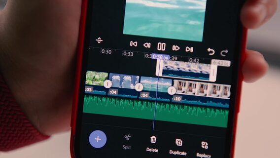 Adobe випустила Premiere для iPhone: мобільний монтаж із 4K HDR, субтитрами та ШІ-інструментами