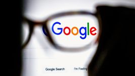Google виділяє $10 млн на боротьбу з фейками про війну в Україні Google виділяє $10 млн на боротьбу з фейками про війну в Україні