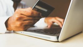 Українці вивели з Payoneer на Приват та mono понад $600 млн за три місяця Українці вивели з Payoneer на Приват та mono понад $600 млн за три місяця
