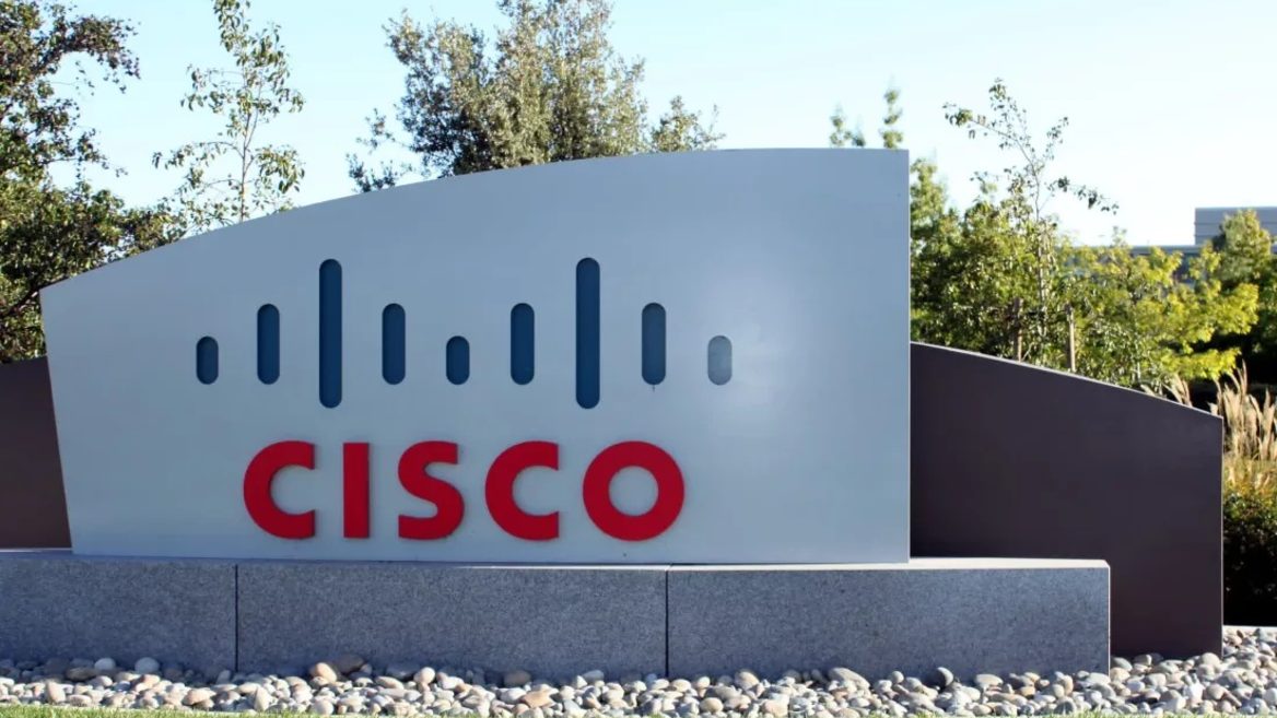 Cisco звільняє понад 200 співробітників (більшість — це розробники) попри заяву CEO що ШІ не забере робочі місця